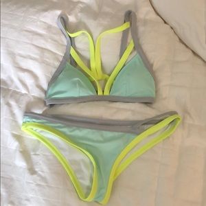 VICTORIA SECRET MATCHING BIKINI